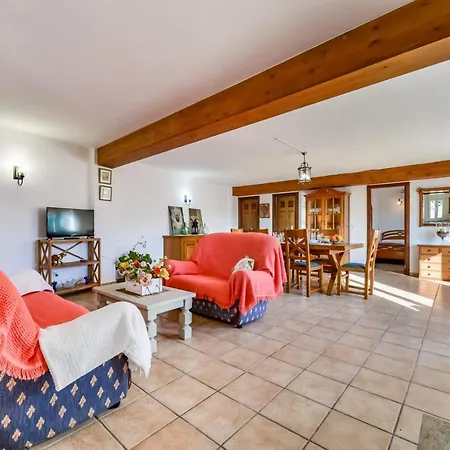 Holiday home V&m Lacasamia *